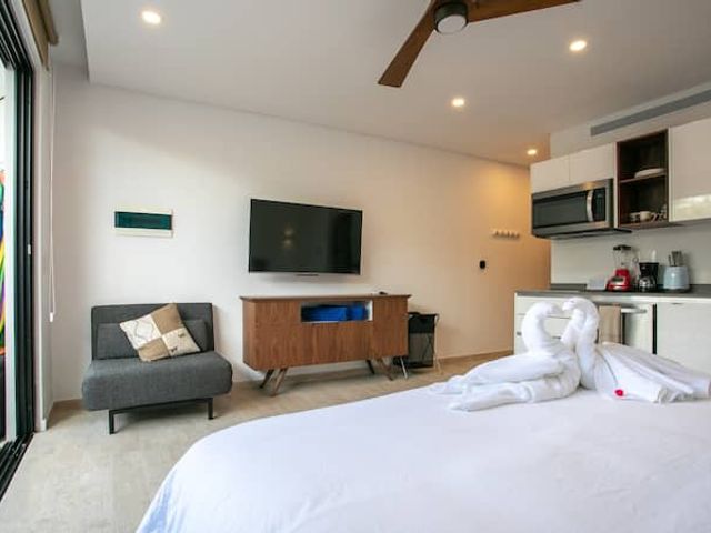 place photo 23