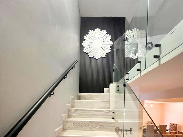 place photo 49