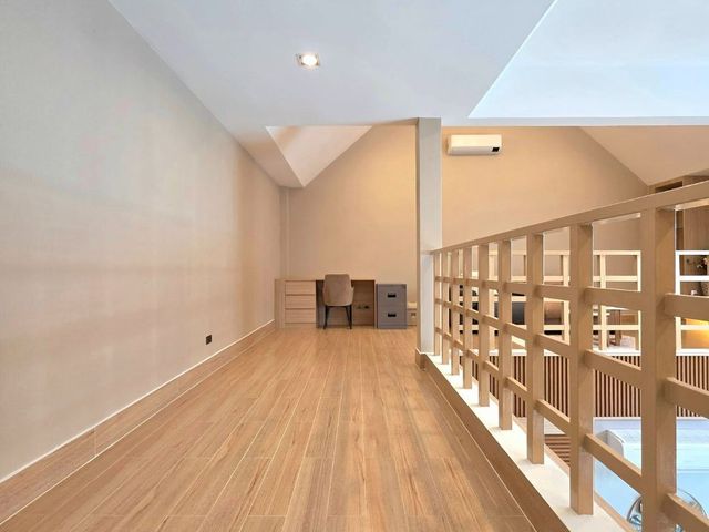 place photo 49