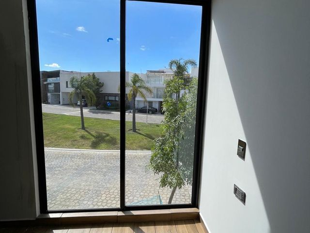 place photo 43