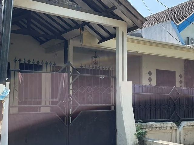Rumah Dijual Griya Kebraon Barat Surabaya