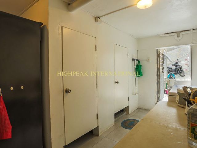 place photo 90