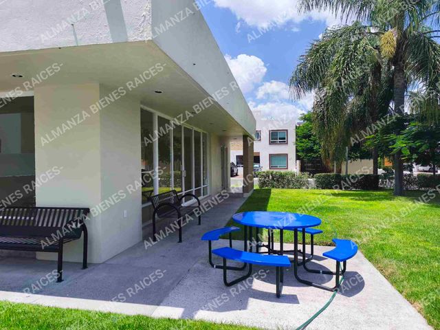 place photo 45