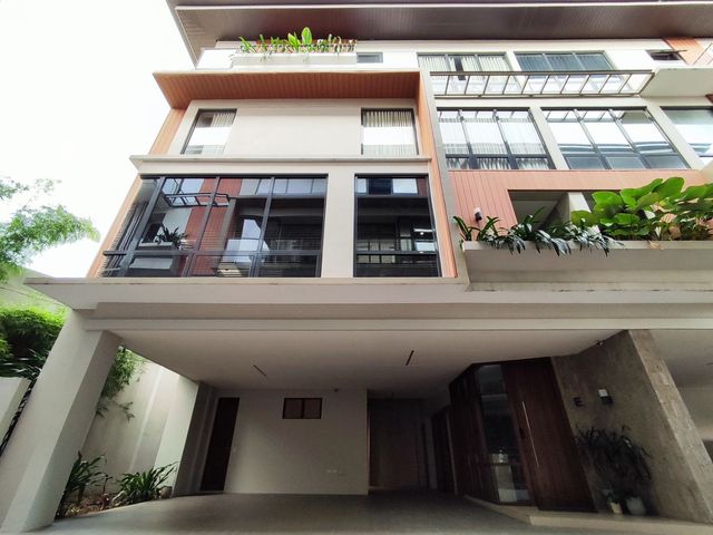 place photo 60