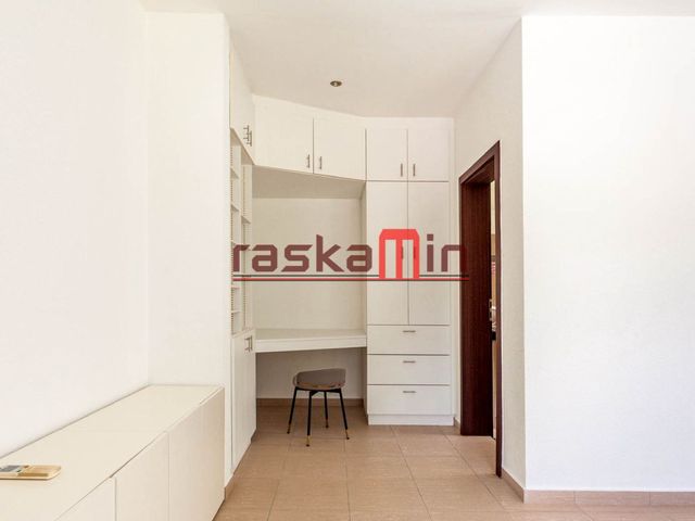 place photo 46