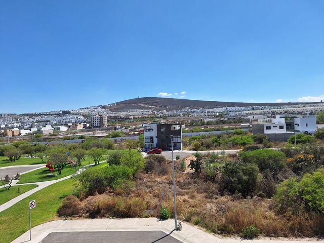 place photo 60