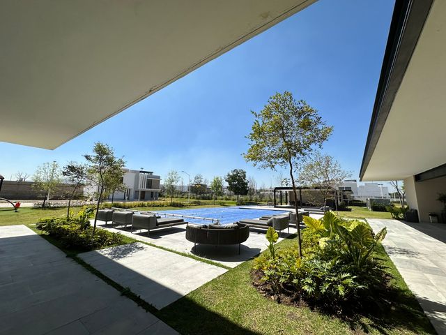 place photo 67