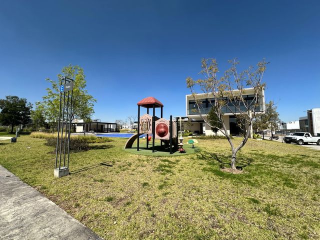 place photo 69