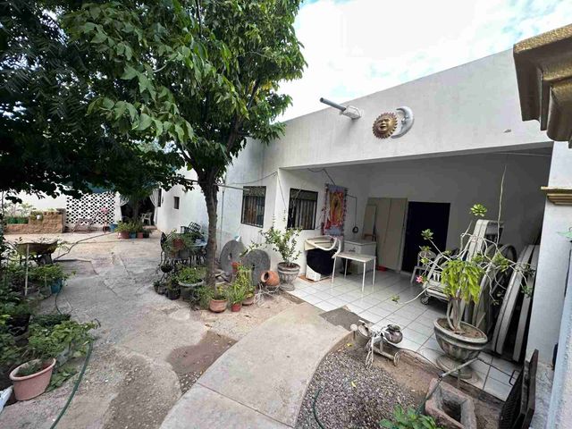 place photo 18