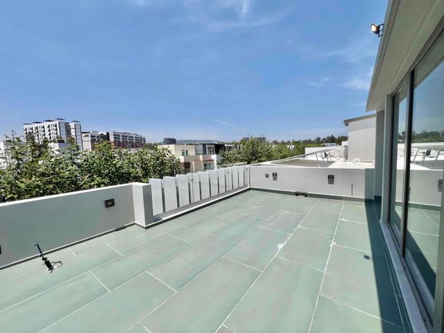 place photo 40