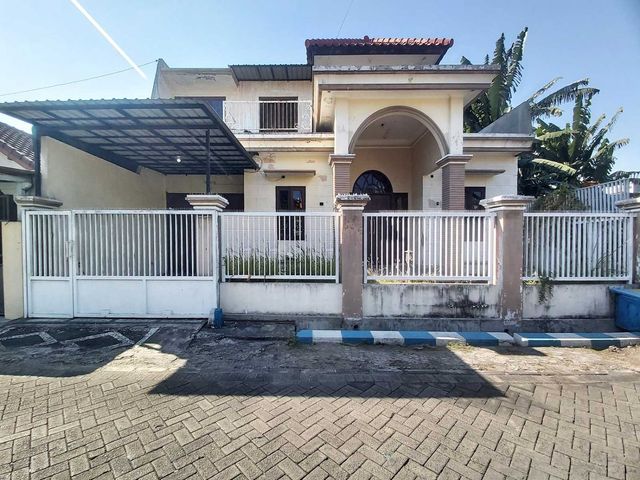 Disewakan Rumah 5 Kamar LT 262,5 m² Rungkut Mapan REV.A1012