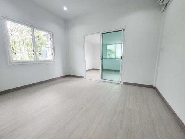 place photo 47