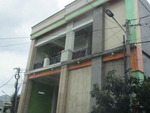 Dijual Rumah Aset Lelang Griya Citra Asri Surabaya SHM