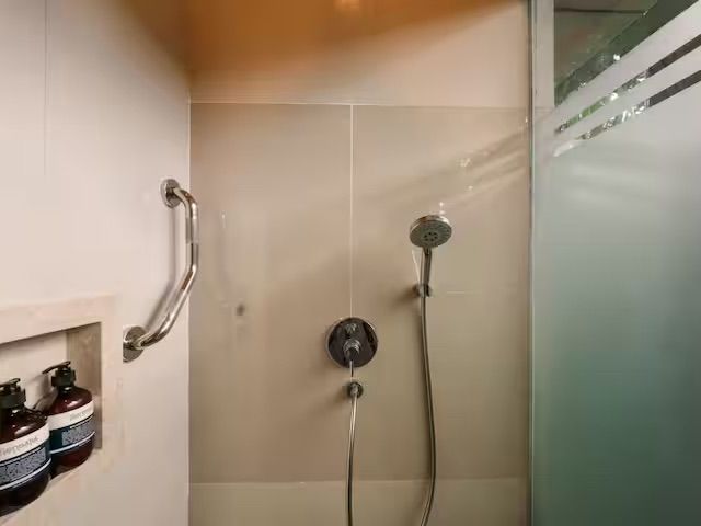 place photo 36