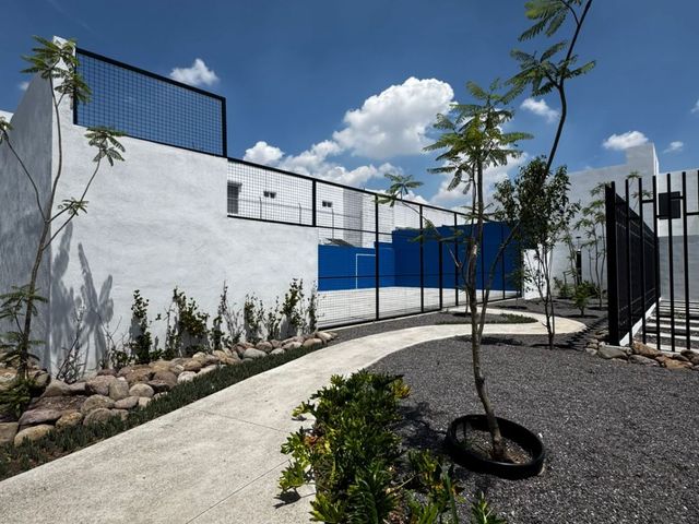 place photo 39