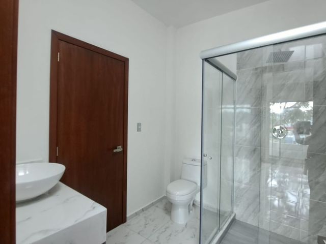 place photo 52