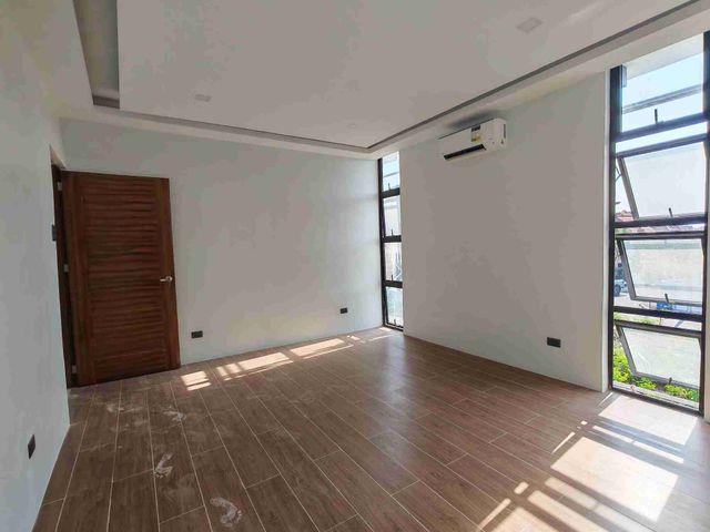 place photo 50