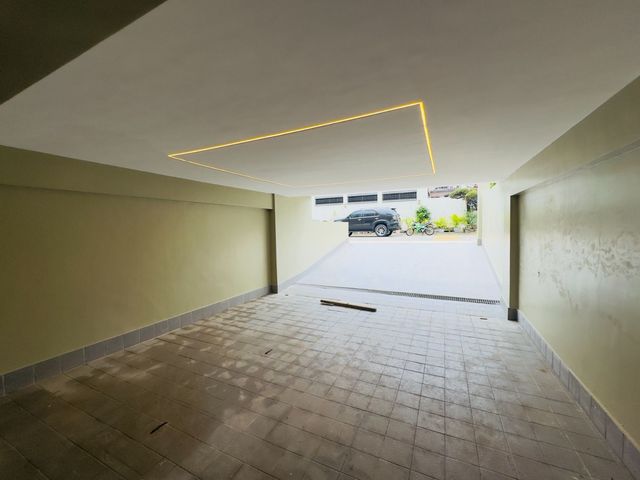place photo 55