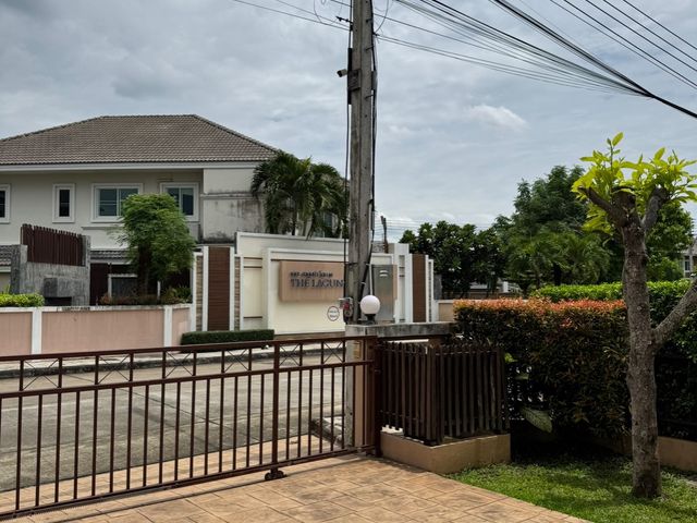 place photo 26