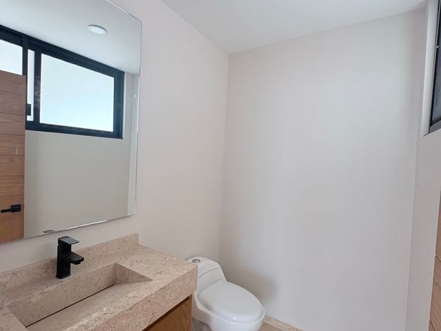 place photo 52