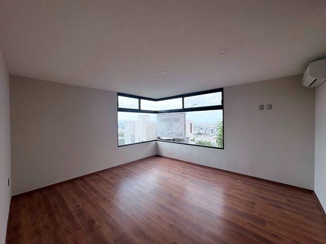 place photo 48