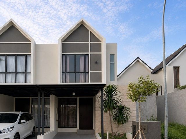 DIJUAL RUMAH NORTHWEST PARK CITRALAND CARPORT 1 MOBIL