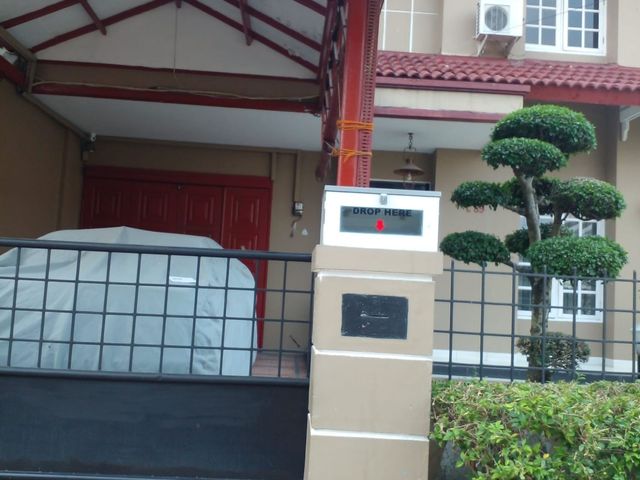 Villa Daerah Polonia Jl Adi Sucipto Komplek Malibu Indah