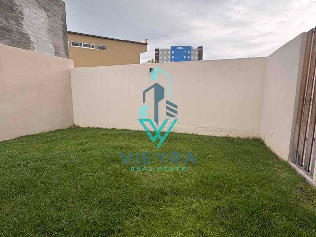 place photo 34