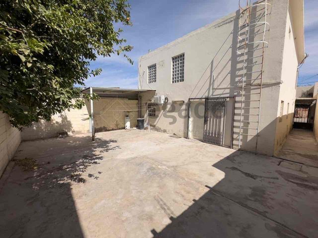 place photo 23