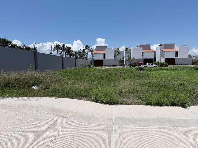place photo 23