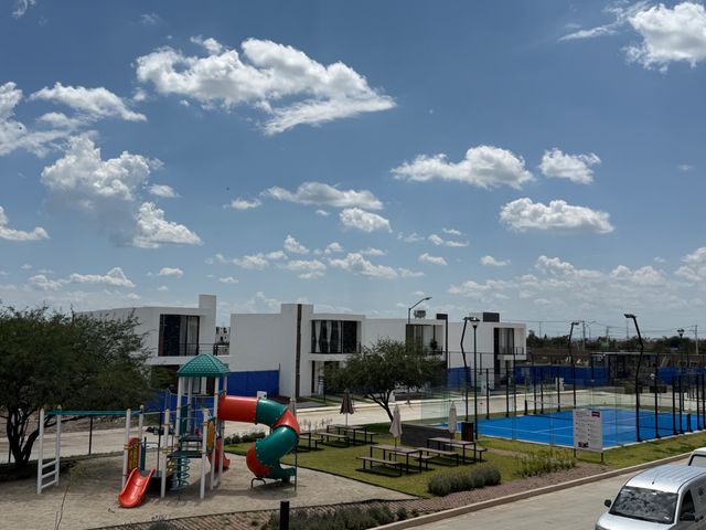 place photo 31