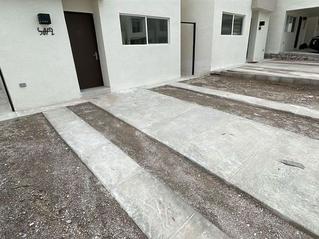 place photo 49