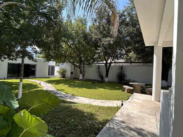place photo 37