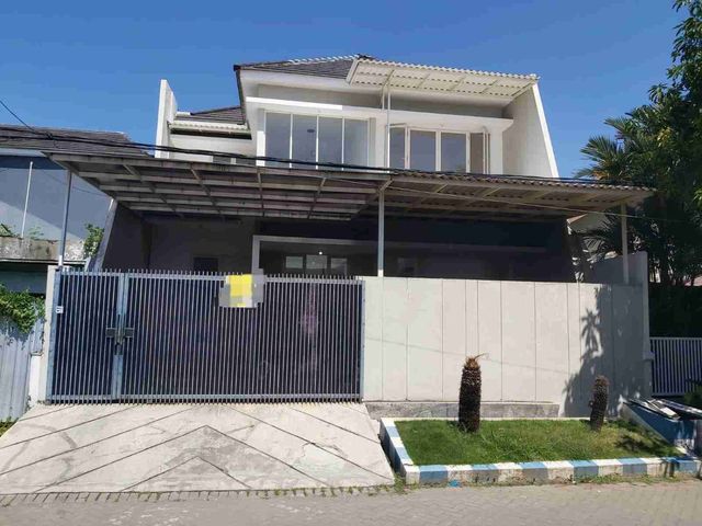 Jual Rumah Manyar indah