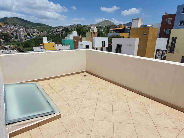 place photo 34