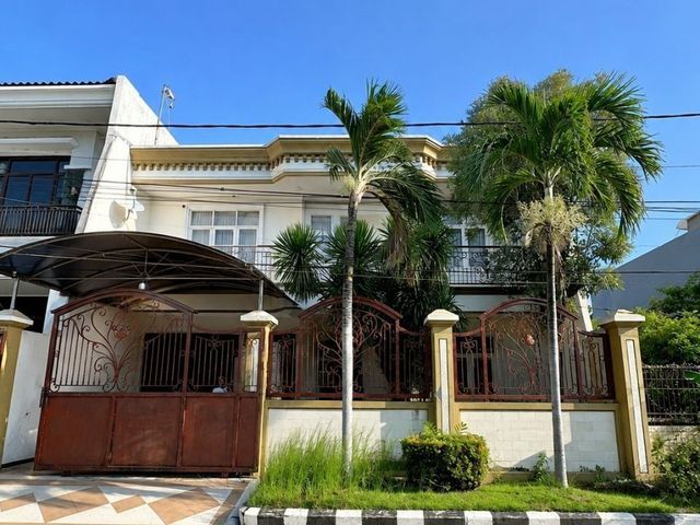 Rumah DHARMAHUSADA  CLASSIC TERAWAT STRATEGIS SIAP HUNI