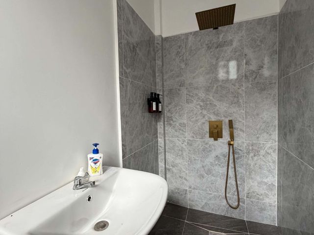 place photo 42