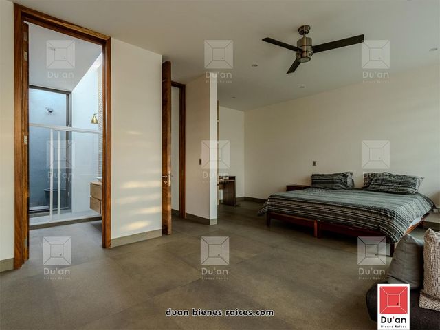 place photo 52