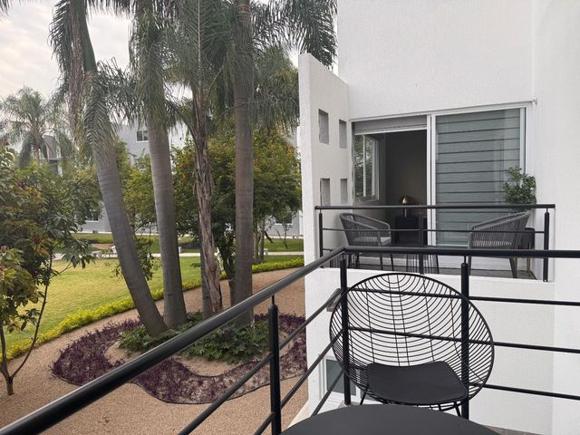 place photo 55