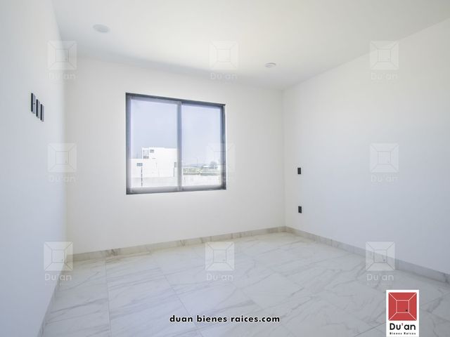 place photo 54