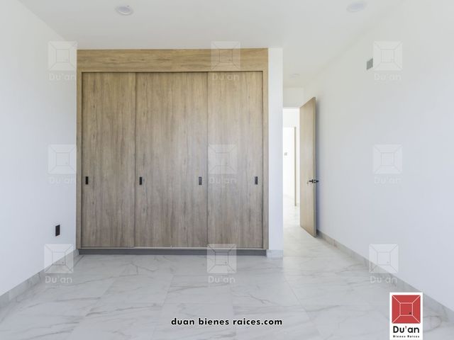 place photo 56