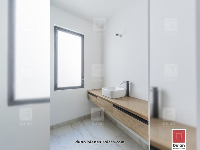place photo 63