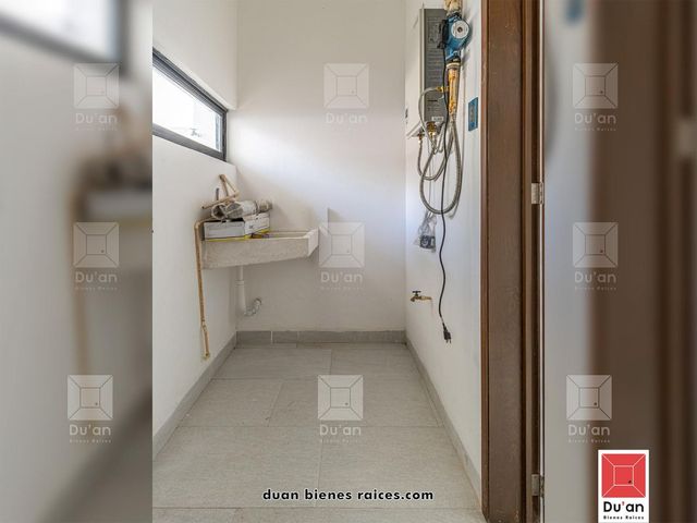 place photo 47