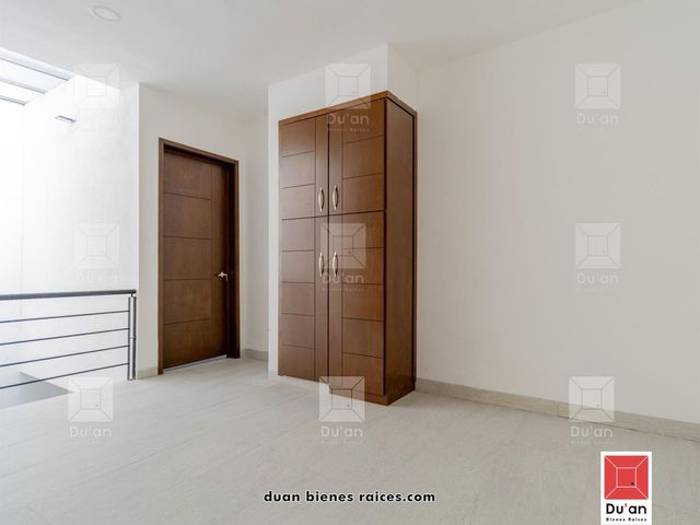 place photo 53