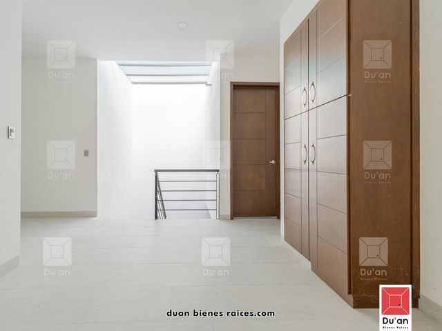 place photo 54