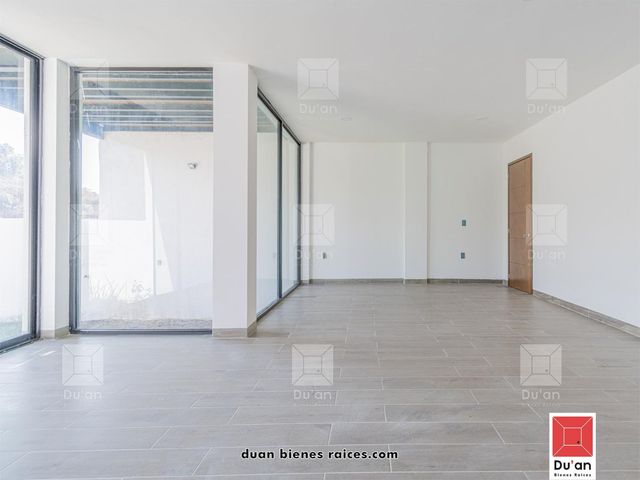 place photo 99