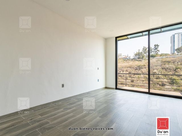 place photo 79