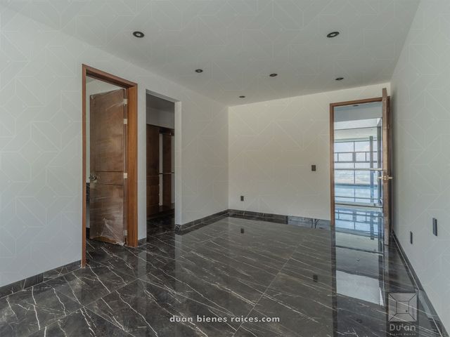 place photo 68