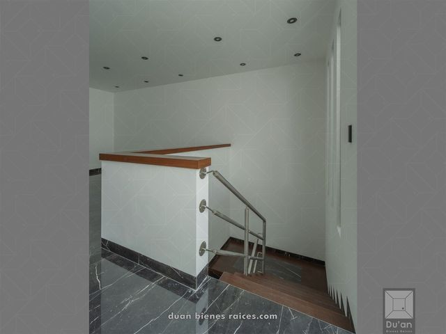 place photo 74
