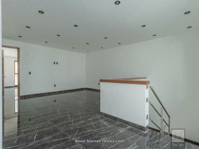 place photo 75